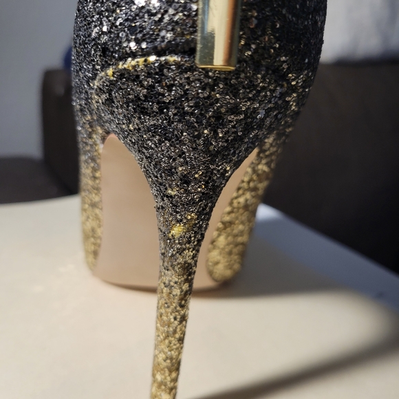 Booties - Picture 6 of 8